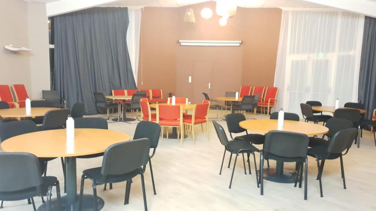 Greet Hôtel Castres Saix Saix  Buitenkant foto